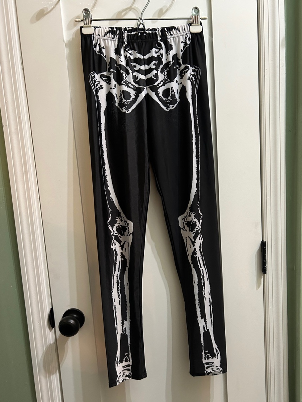 Black Front/ Back Skeleton Print Leggings